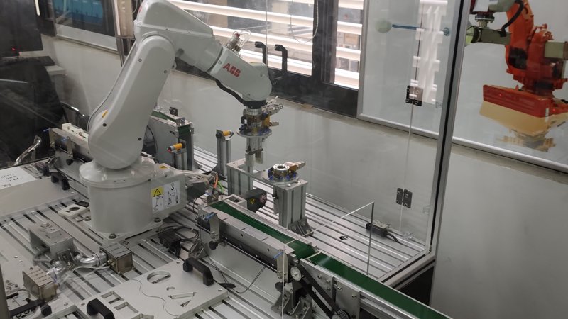 装配线：自动化工厂的“隐形指挥官”与未来制造基石